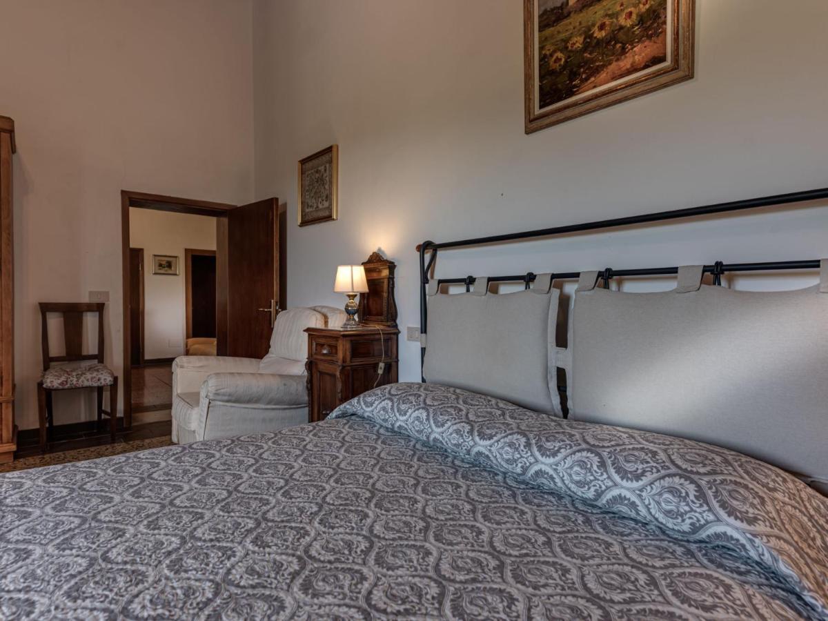 Apartment Le Sodole - Petunia By Interhome San Gimignano Bagian luar foto