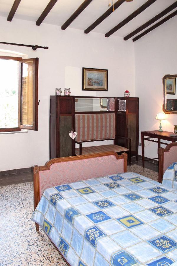 Apartment Le Sodole - Petunia By Interhome San Gimignano Bagian luar foto